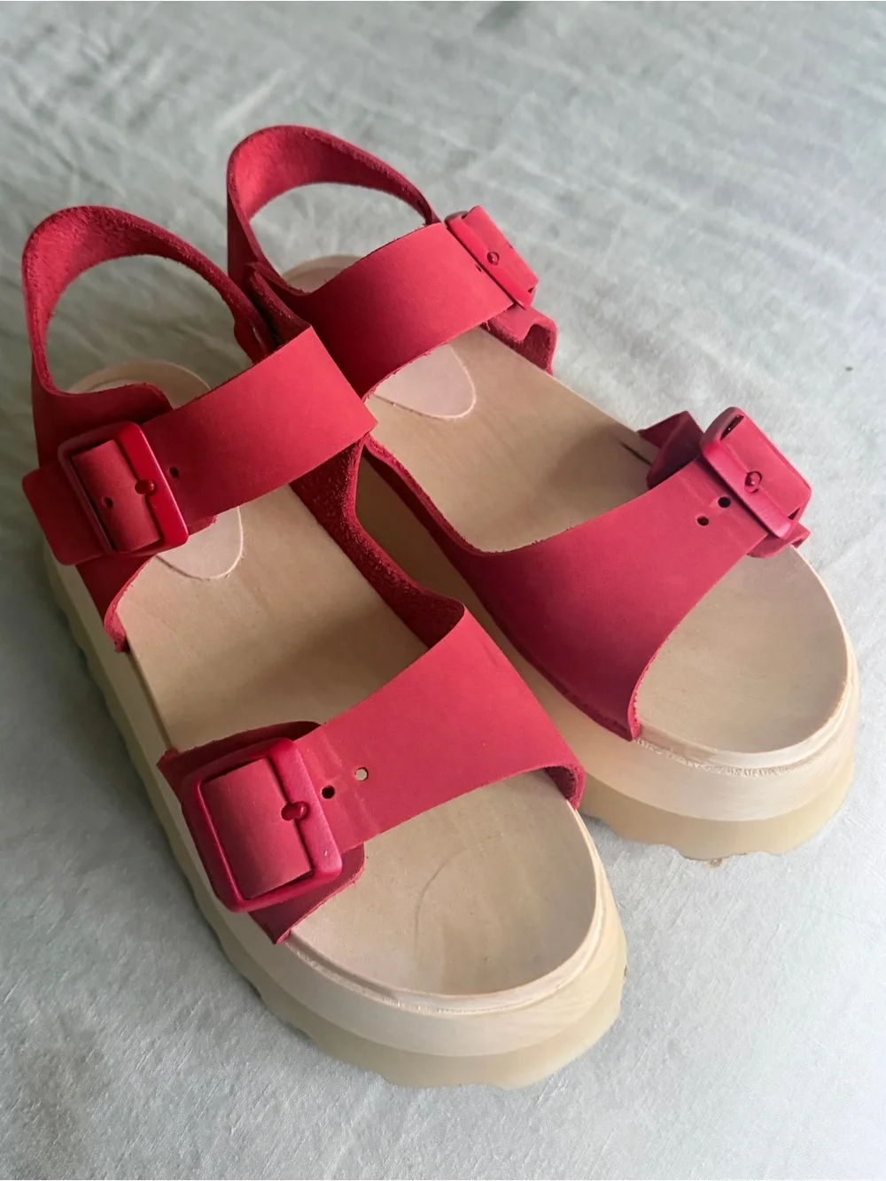 Bryr Gigi Clog in Poppy - Picture 2 of 10
